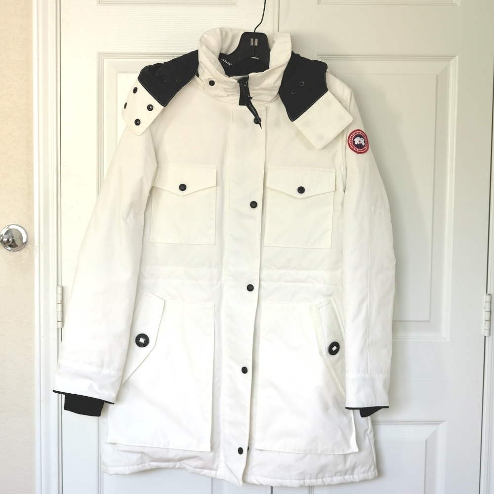 ⛔️SOLD⛔️Canada Goose Gabriola Hooded Parka Coat